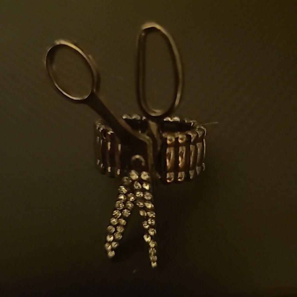 Novelty Scissors  Ring